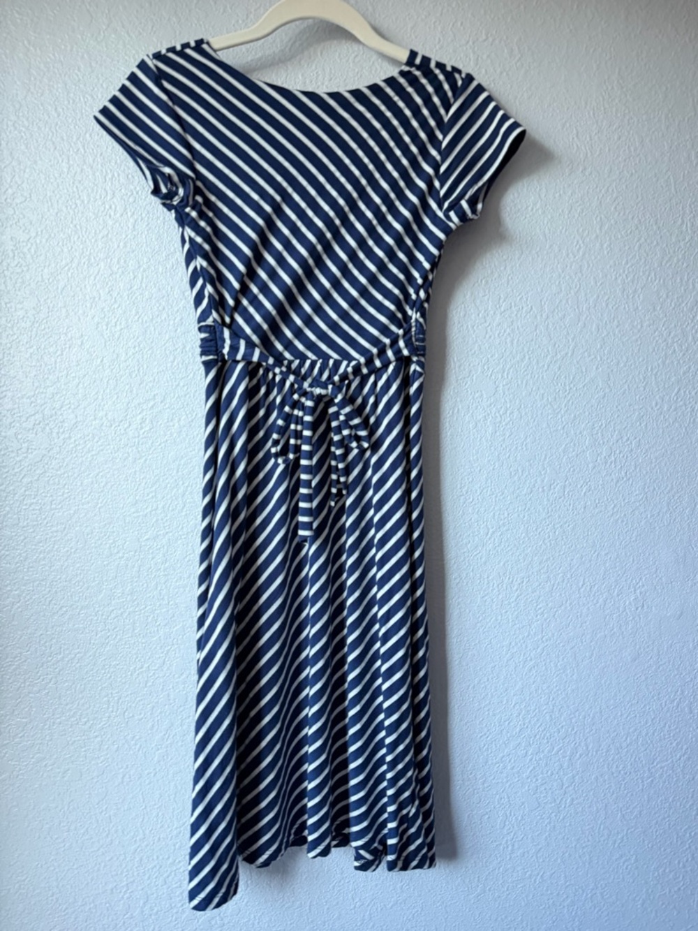 Gilli Jersey Faux Wrap Dress, EUC, Small - Picture 7 of 9